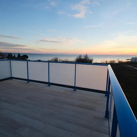 Miri Ii Privlaka (Zadar)