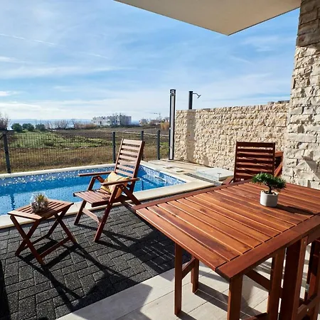 Miri Ii Villa